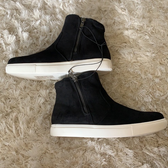 NWT Black Booties - Picture 1 of 5